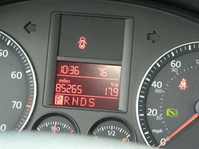 2009 Volkswagen Jetta Wolfsburg Edition 4dr Sedan 6A